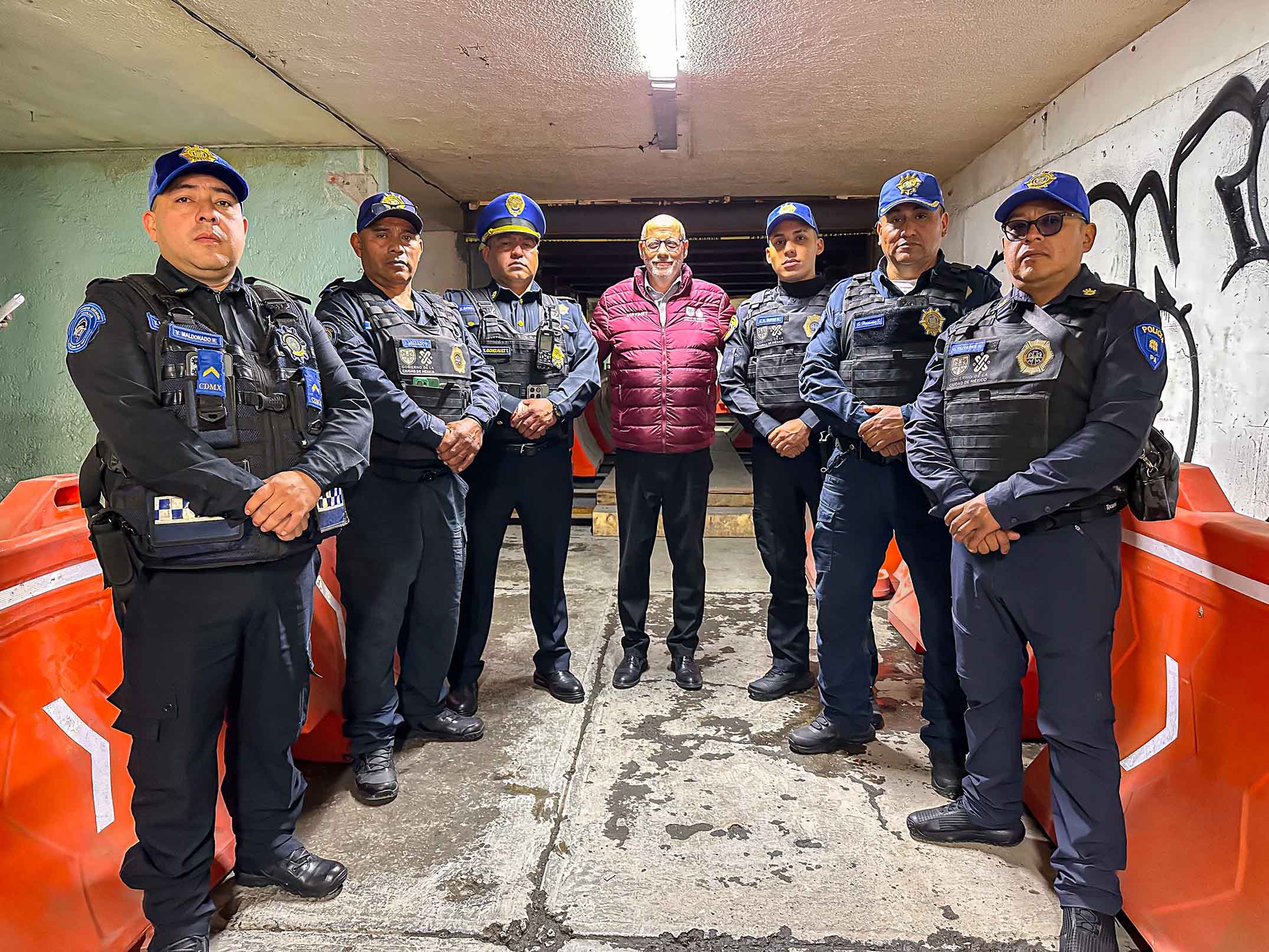 02-LIMPIEZA, SEGURIDAD E ILUMINACIÓN EN LOS PASOS A DESNIVEL DE LA CALZADA DE TLALPAN 01 copia.jpg